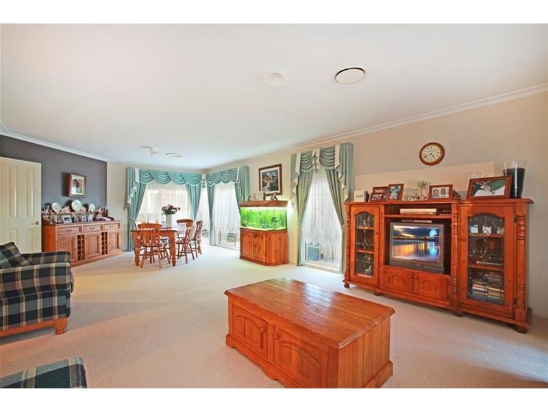 8 Kinnear Street, Harrington Park NSW 2567