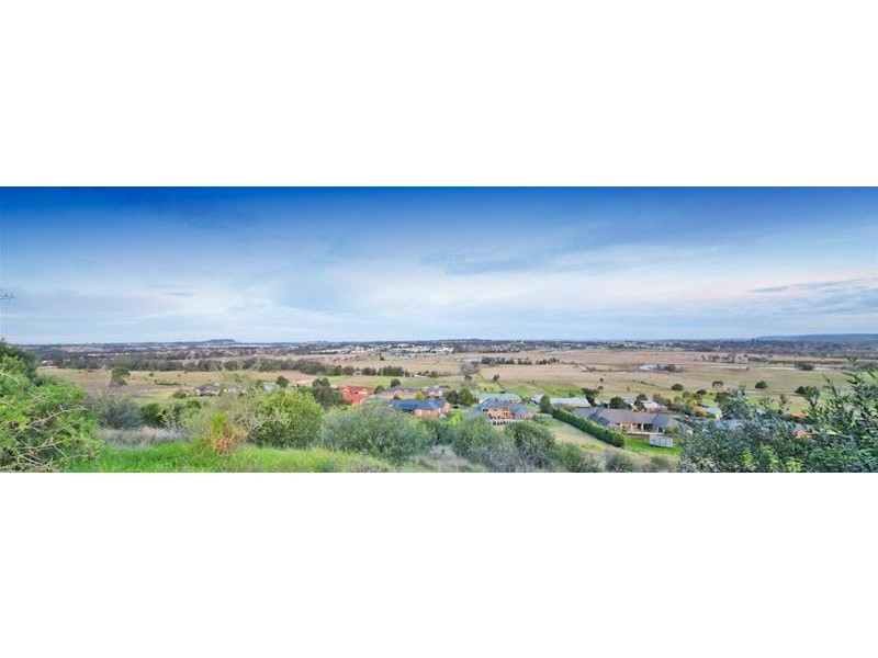 35 The Outlook, Kirkham NSW 2570