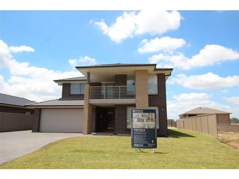 8 Ellen Ridge, Harrington Park NSW 2567