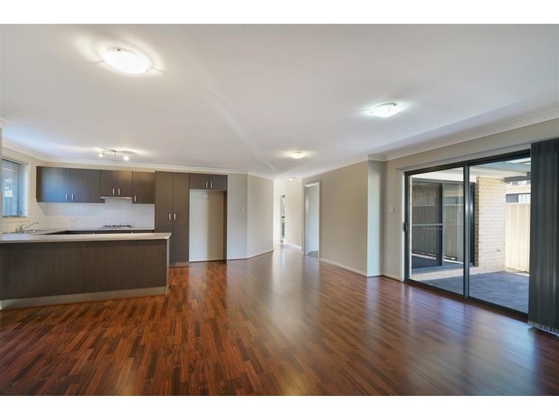 6 Skelton Street, Oran Park NSW 2570
