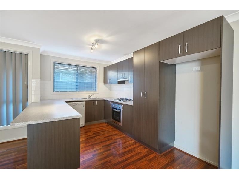 6 Skelton Street, Oran Park NSW 2570