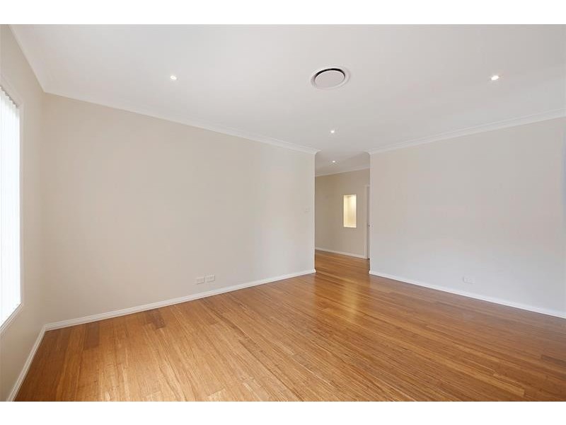 3 Conran Way, Spring Farm NSW 2570