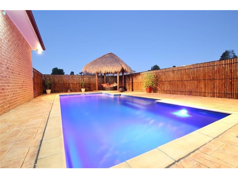 27 Harben Vale Circuit, Grasmere NSW 2570