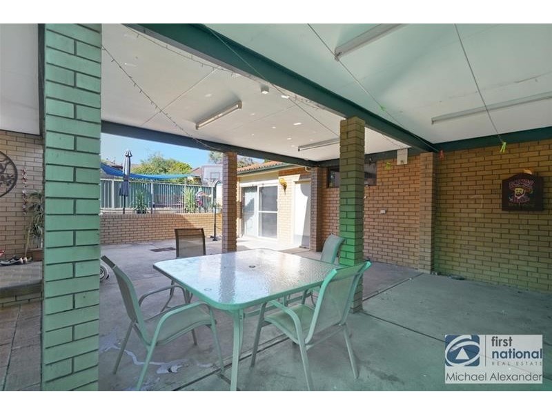 14 Woodhouse Drive, Ambarvale NSW 2560