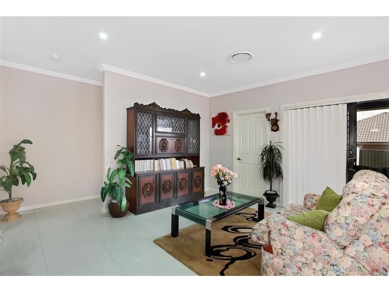 12 Garton Road, Spring Farm NSW 2570