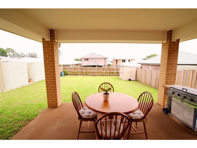 6 Greenfield Crescent, Elderslie NSW 2570