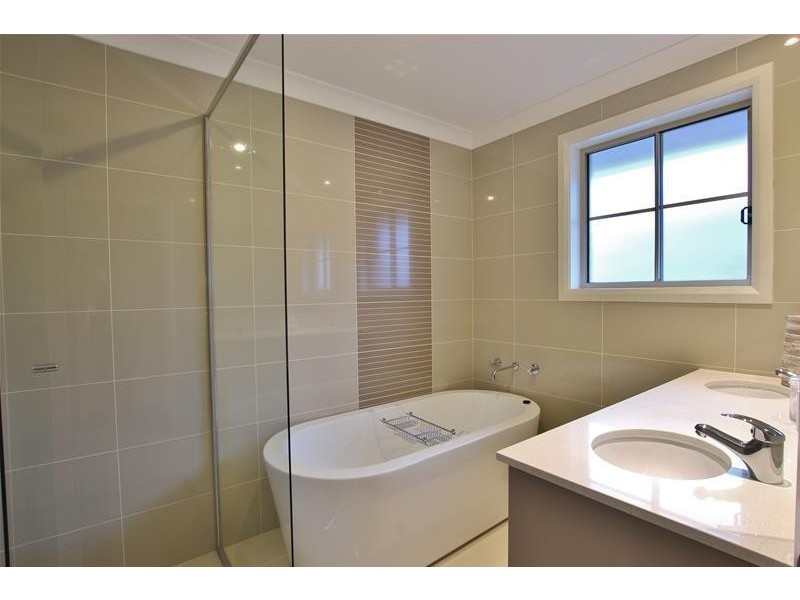 20 Lonigan Parade, Harrington Park NSW 2567