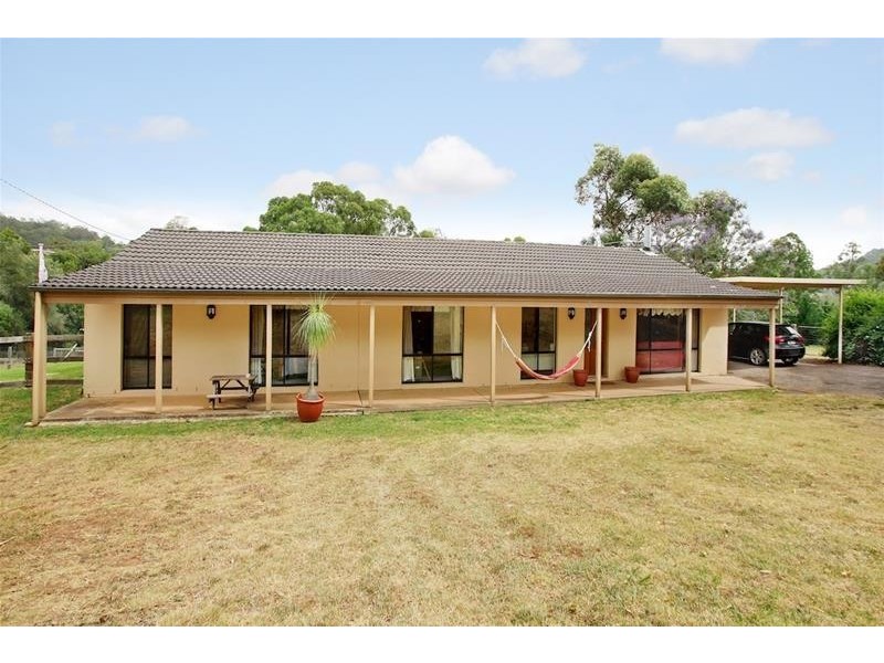 370 Calf Farm Road, Mount Hunter NSW 2570