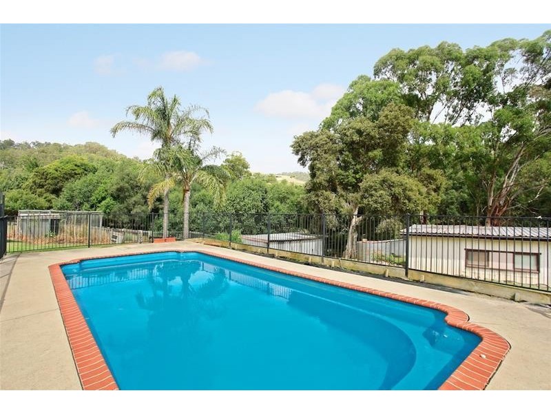 370 Calf Farm Road, Mount Hunter NSW 2570