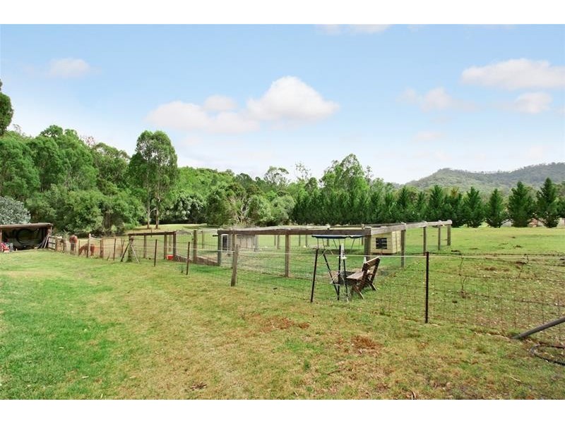 370 Calf Farm Road, Mount Hunter NSW 2570
