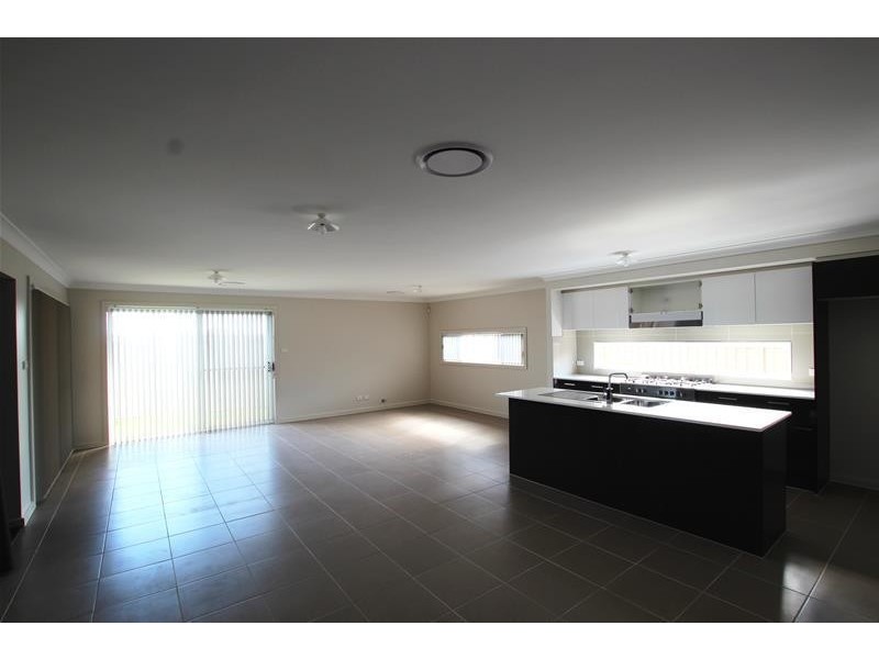 28 Atlee Street, Oran Park NSW 2570