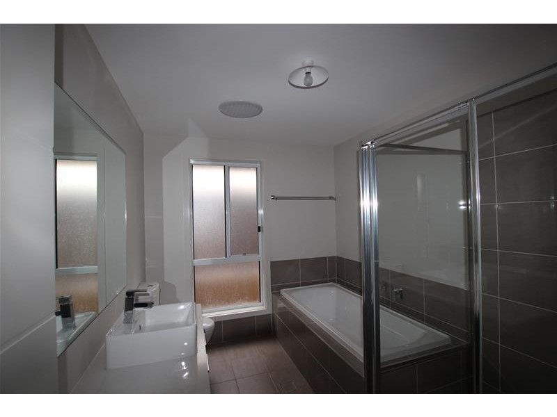 28 Atlee Street, Oran Park NSW 2570