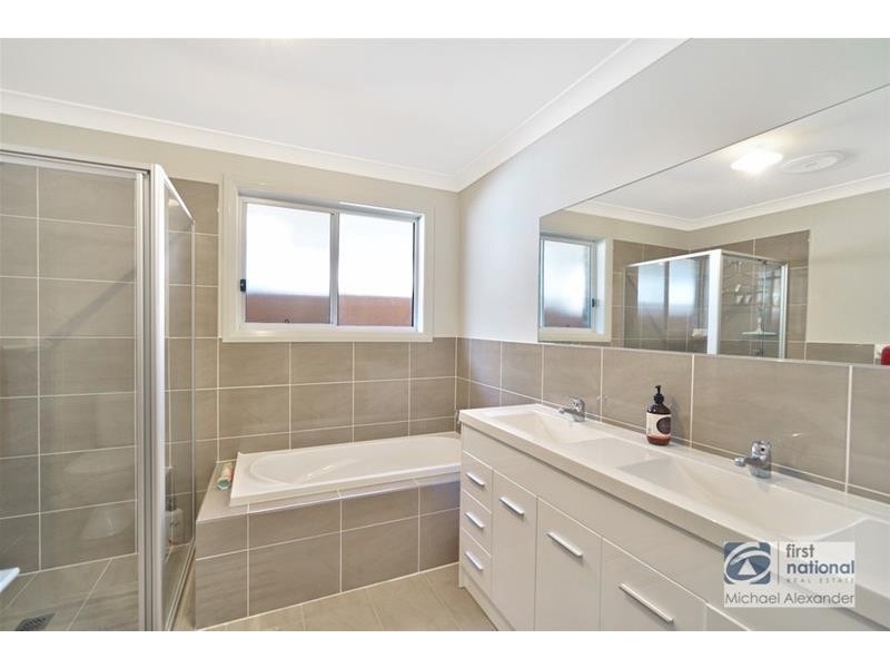 12 Lorimer Crescent, Narellan NSW 2567