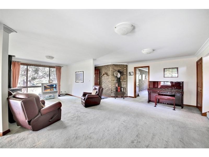 180 Cummins Road, Menangle NSW 2568