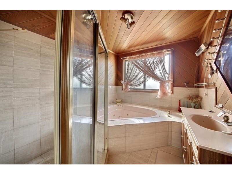 180 Cummins Road, Menangle NSW 2568