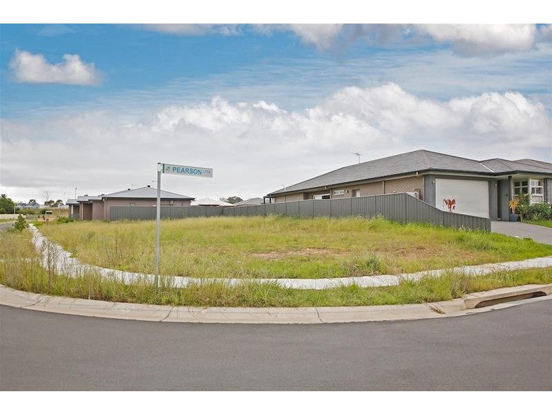 33 Pearson Crescent, Harrington Park NSW 2567