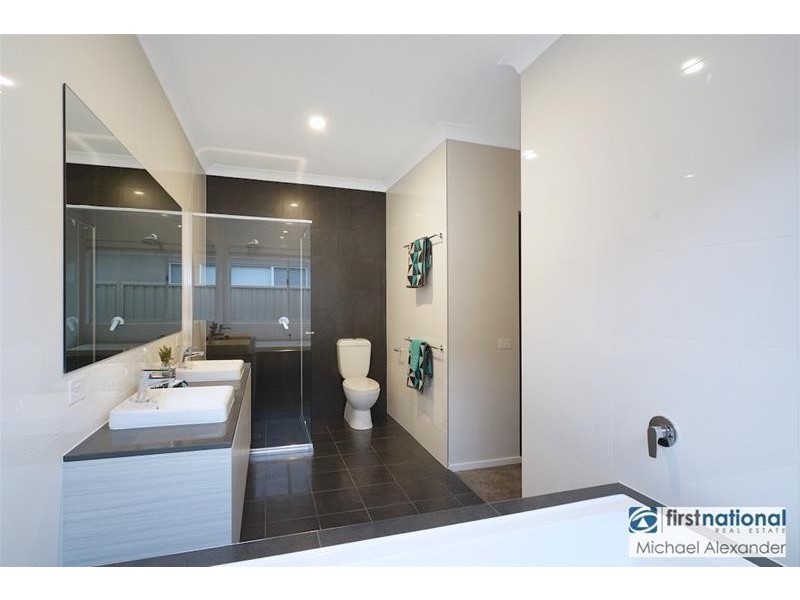 21 Doolan Crescent, Harrington Park NSW 2567