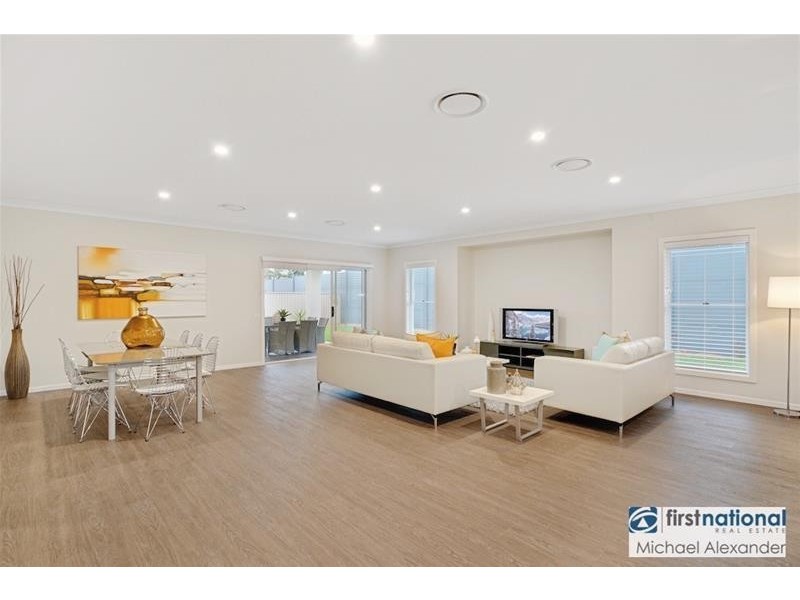 21 Doolan Crescent, Harrington Park NSW 2567