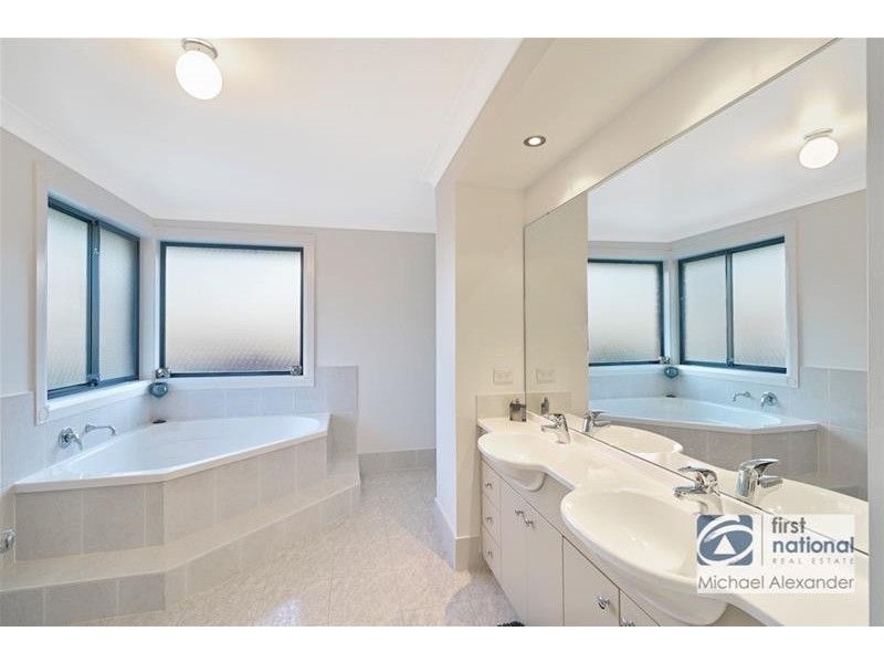 12 Oatley Circuit, Harrington Park NSW 2567