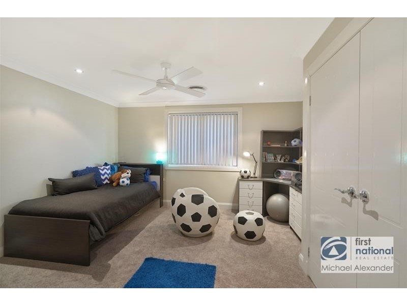 12 Oatley Circuit, Harrington Park NSW 2567