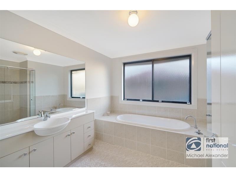 12 Oatley Circuit, Harrington Park NSW 2567