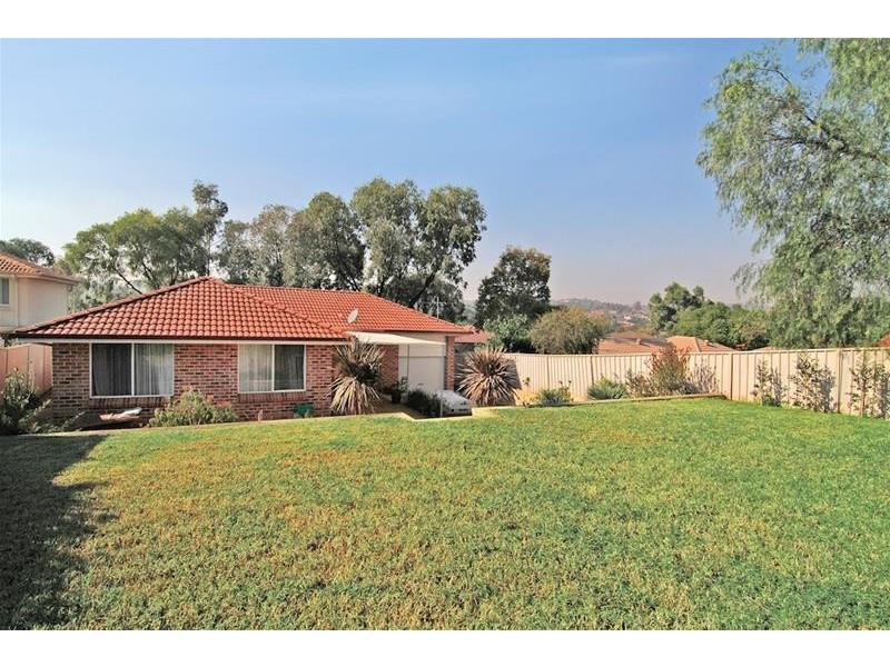3 Smith Place, Mount Annan NSW 2567