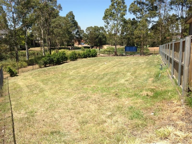 13 Jarvisfield Place, Macquarie Links NSW 2565