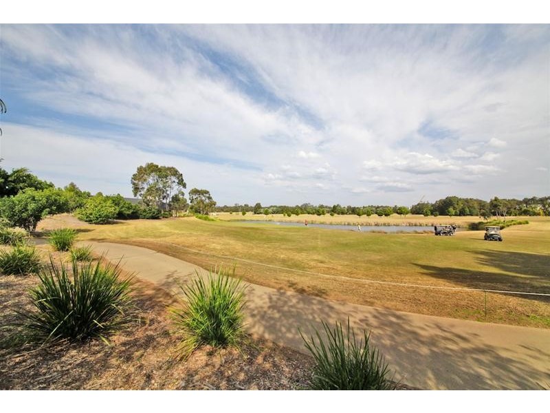 Macquarie Links NSW 2565