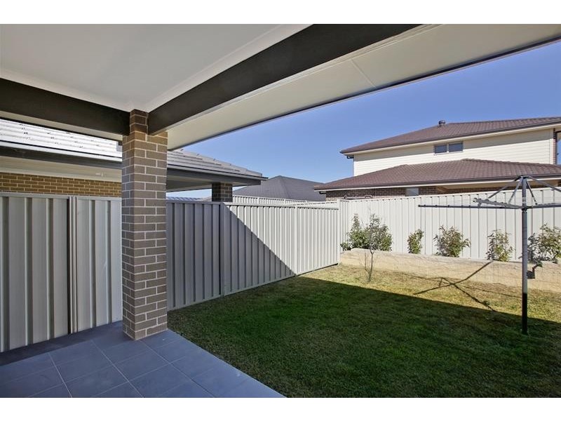 13 Rixon Street, Oran Park NSW 2570