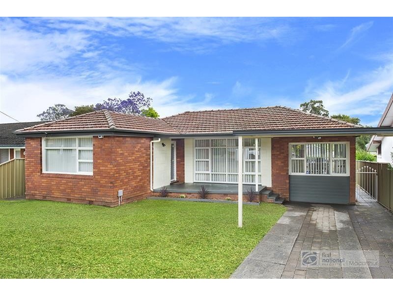 16 Darwin Road, Campbelltown NSW 2560