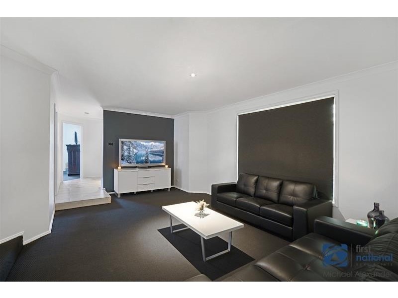 15 Meehan Terrace, Harrington Park NSW 2567