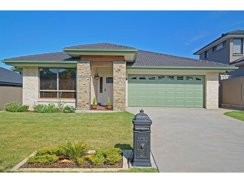 16 Beechworth Parade, Harrington Park NSW 2567