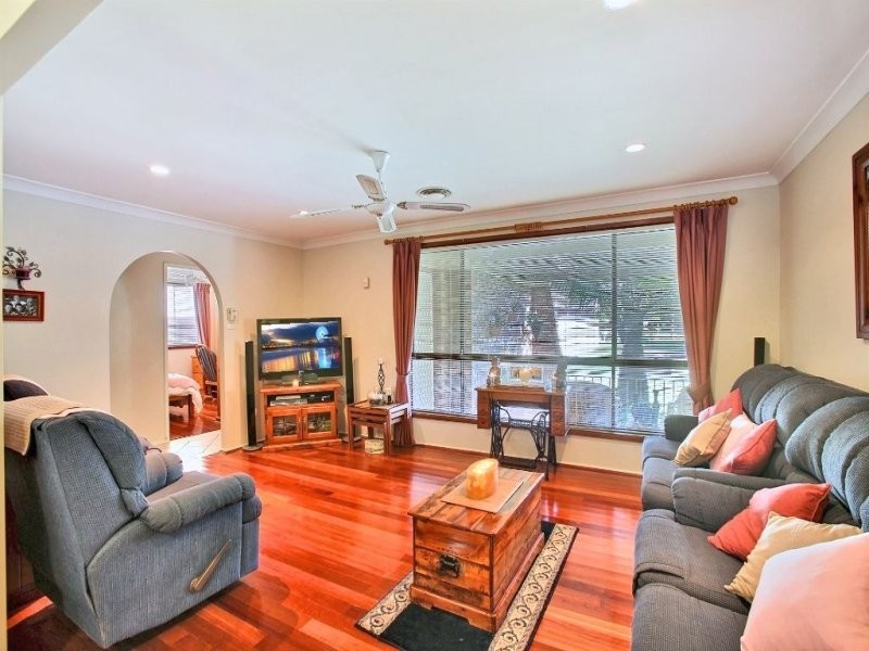 50 Grevillea Crescent, Prestons NSW 2170