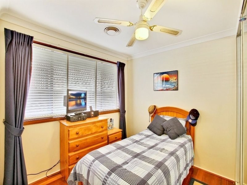 50 Grevillea Crescent, Prestons NSW 2170