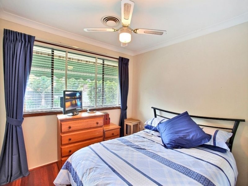 50 Grevillea Crescent, Prestons NSW 2170