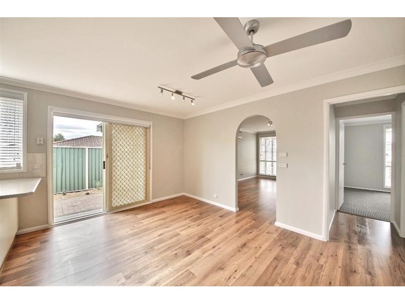 22 Elliot Place, St Helens Park NSW 2560