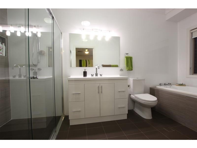 37 Grimes Avenue, Elderslie NSW 2570