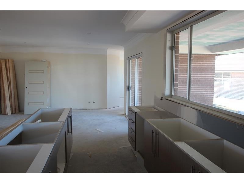 20 Plymouth Boulevard, Spring Farm NSW 2570