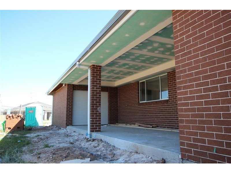 20 Plymouth Boulevard, Spring Farm NSW 2570