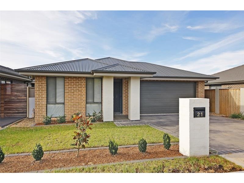 21 Leeds Street, Oran Park NSW 2570