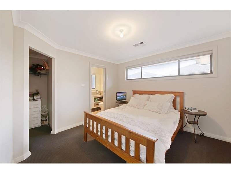 21 Leeds Street, Oran Park NSW 2570