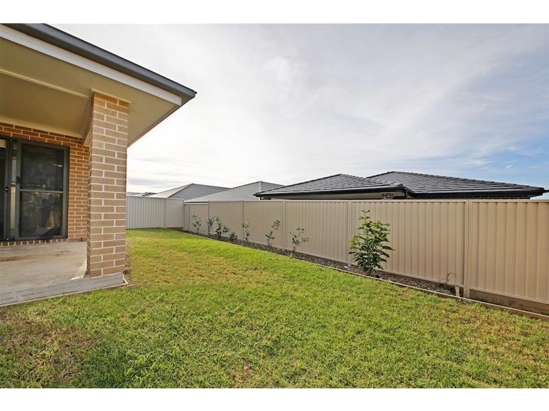 21 Leeds Street, Oran Park NSW 2570