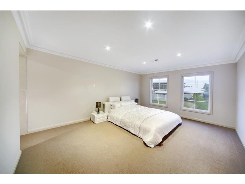 1 Woodgrove Avenue, Harrington Park NSW 2567