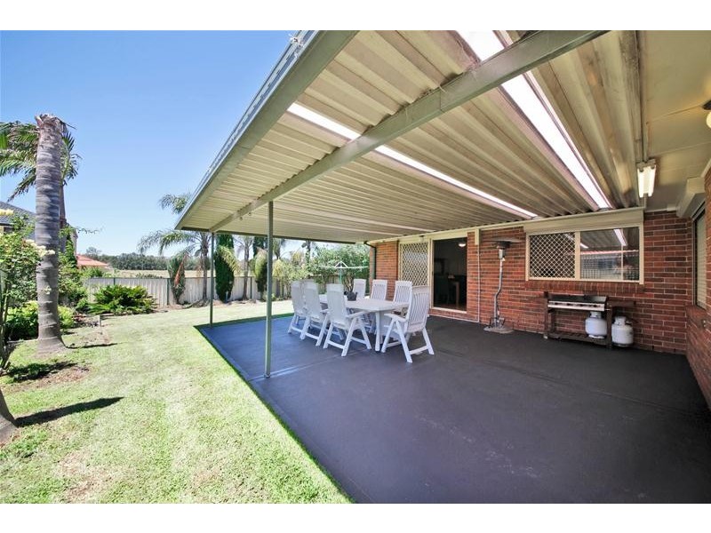 18 Pacific Palms Circuit, Hoxton Park NSW 2171