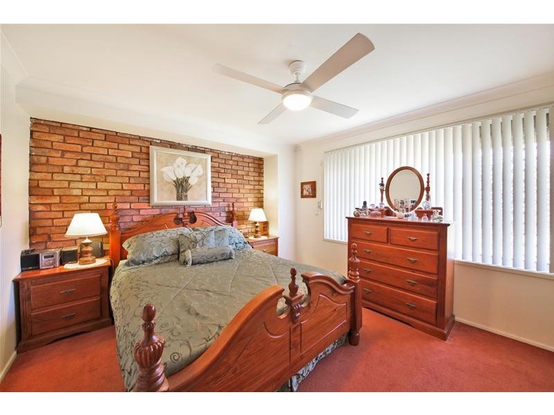 18 Pacific Palms Circuit, Hoxton Park NSW 2171