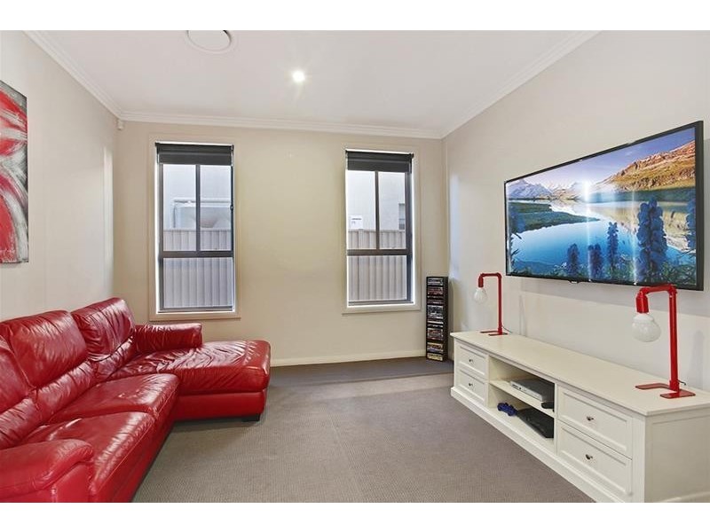 34 Woodgrove Avenue, Harrington Park NSW 2567