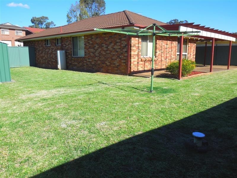 26 Colorado Street, Kearns NSW 2558