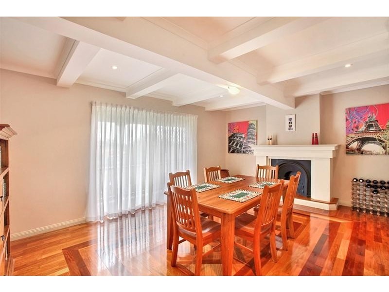 Glen Alpine NSW 2560