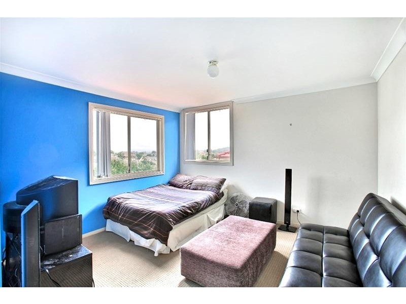 Glen Alpine NSW 2560