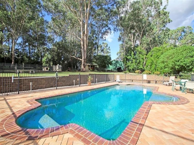 10 Cawdor Farms Road, Grasmere NSW 2570